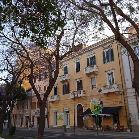 Casa Jacaranda Appartement Cagliari Buitenkant foto