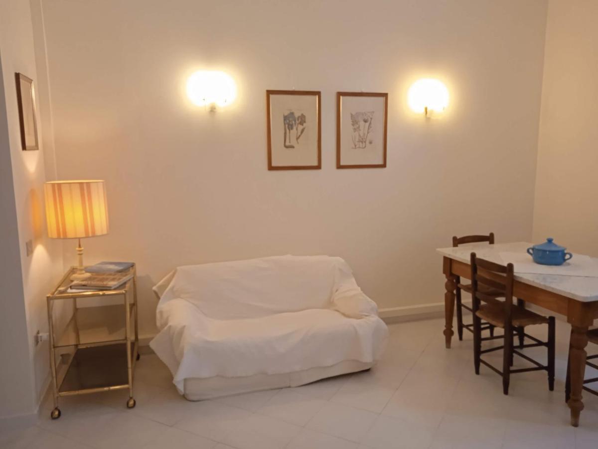 Casa Jacaranda Appartement Cagliari Buitenkant foto